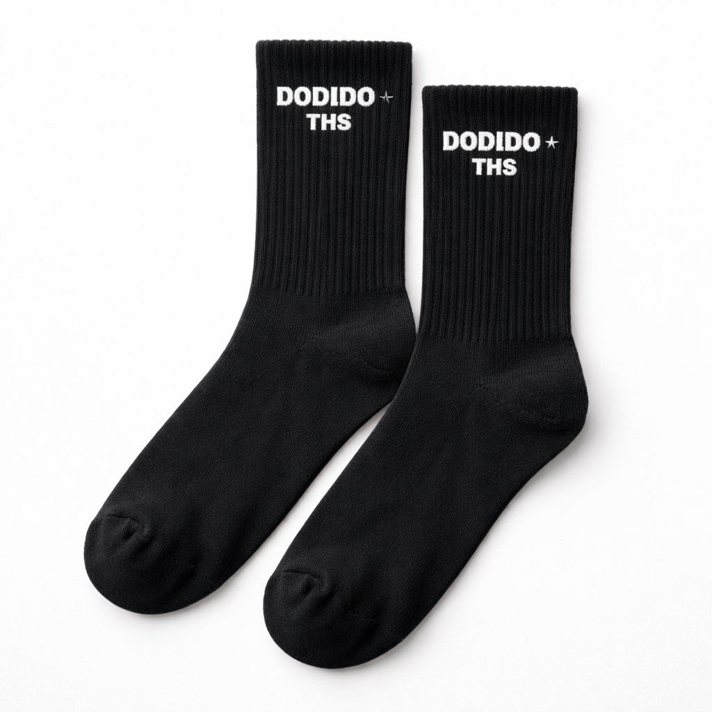 THS Socks Essential – Black Edition